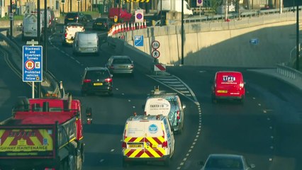 Silvertown Tunnel opens to drivers in London