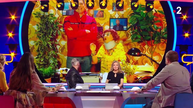 Sidonie Bonnec surprise par son mari dans Tout le monde a son mot à dire , France 2.