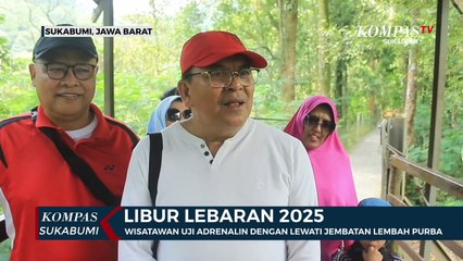 Wisatawan Uji Adrenalin Dengan Lewati Jembatan Lembah Purba