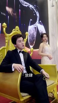 Both she and her scheming sister were reborn. The sister rushed to marry a 'hidden gem' man. She pretended to settle and married a disabled CEO — then cured him and was spoiled like a queen ever since.