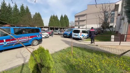 Cinsel içerikli görüntülerini kaydederek  500 milyon liralık vurgun yaptılar