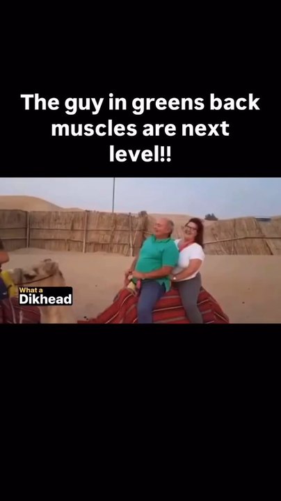 The Guy in green back muscles are next level watch till end