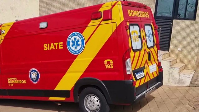 Ciclista é socorrido pelo Siate após acidente no 14 de Novembro