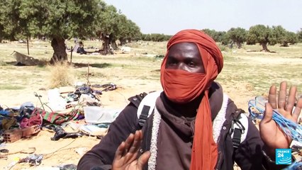 Refugiados tunecinos luchan por sobrevivir y encontrar un camino hacia Europa
