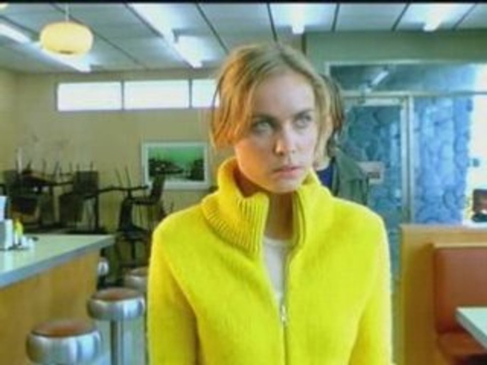 When Strangers Appear (2001)