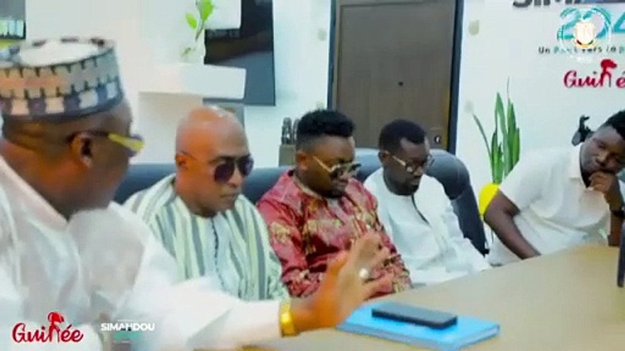 Film de la reconciliation entre Azaya et sa femme Bintou