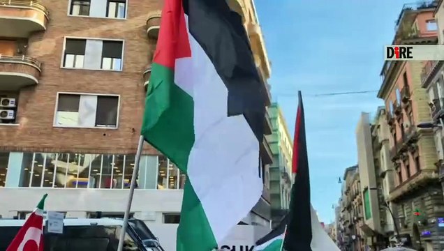 Napoli - MO. DA PRESIDIO CGIL A NAPOLI APPELLO PER PACE A SOCIETÀ CIVILE (07.04.25)