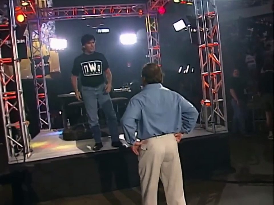 Larry Zbyszko Feeds Eric Bischoff to The Giant for Bullying WCW Commentators off Nitro Set! 1997