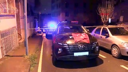 İstanbul'da bıçaklı saldırgan polis tarafından vuruldu