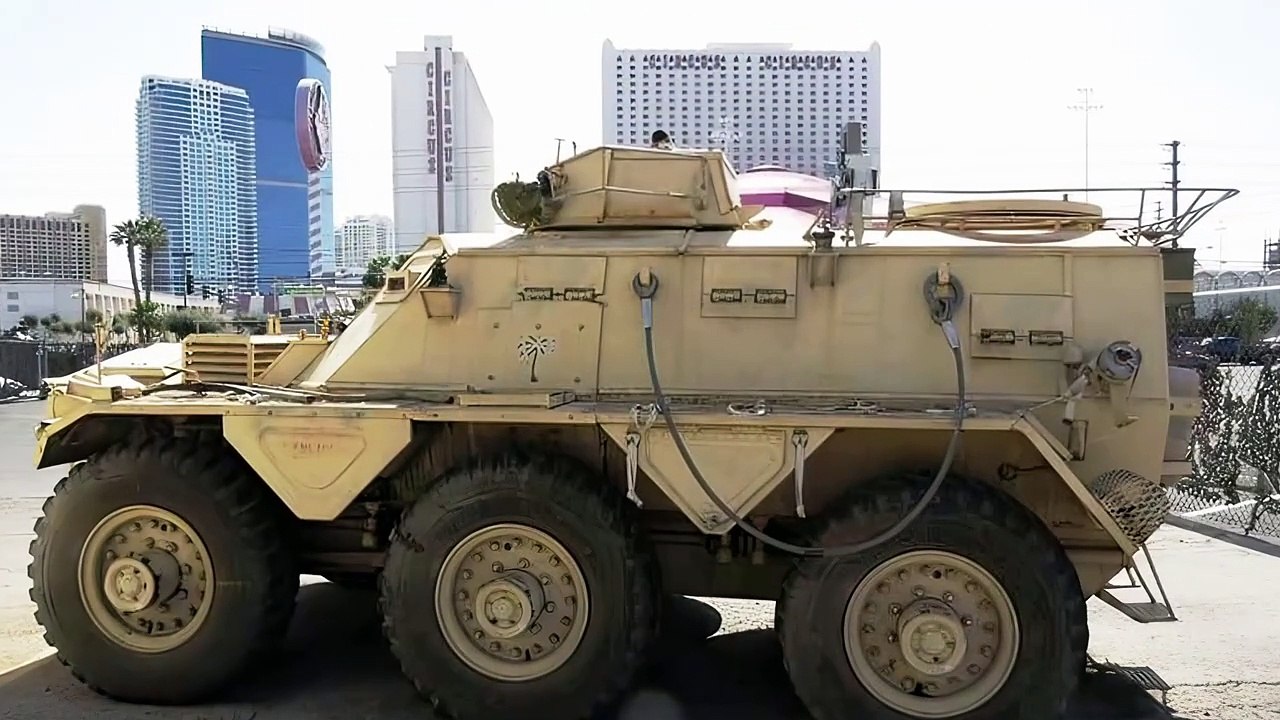 FV603 Saracen - armoured personnel carrier - HD
