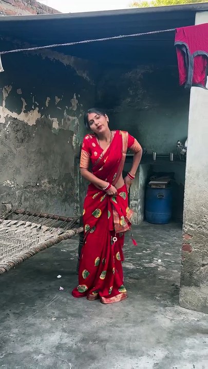 sweet lady dancing