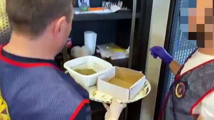 EVDEN PİYADE TÜFEĞİ ÇIKTI