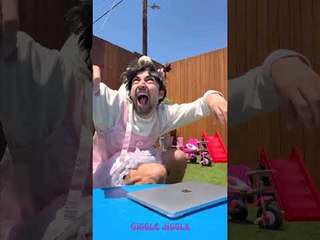 It's 5 PM and I'm OUT!🏃‍♀️💨 Now It's Freedom Time! 🎉🤪