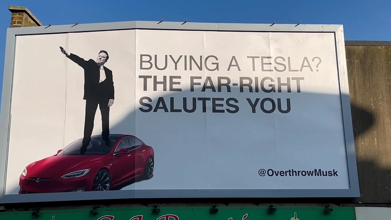 Elon Musks 'Nazi'-Plakat taucht in britischer Stadt auf