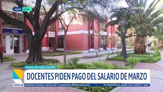 Docentes de la UMSS cumplen un paro de 24 horas exigiendo el pago de sus salarios