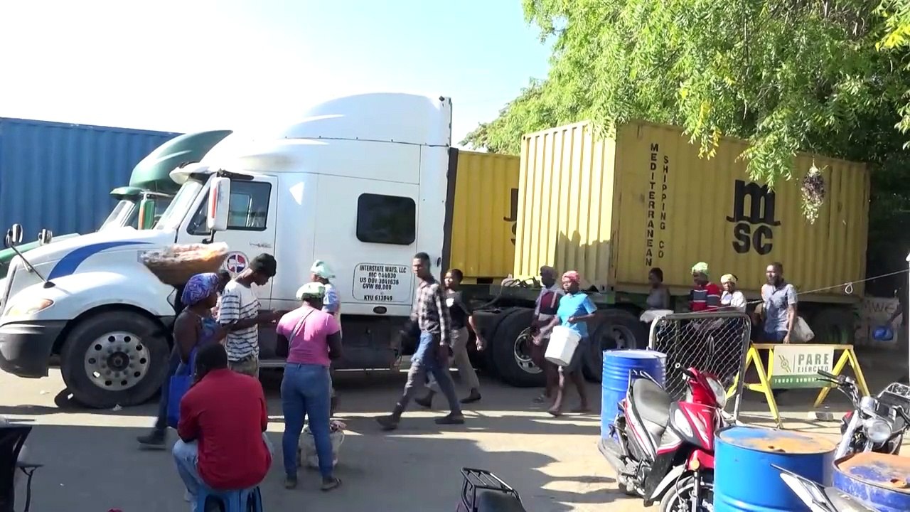 Haïti bloque les importations transitant par la République dominicaine