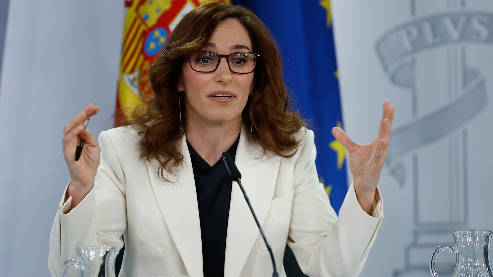 Los enfermeros y fisioterapeutas podrán prescribir en la nueva Ley del Medicamento