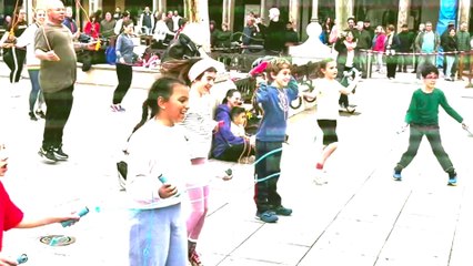 "Nuevo récord mundial de salto a la cuerda al ritmo de la música"