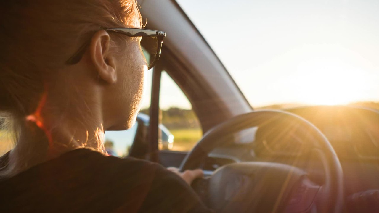 Téléphone au volant : infraction, retrait de points et amende
