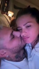 El momento hot de Mauro Icardi y la China Suárez en un sillón