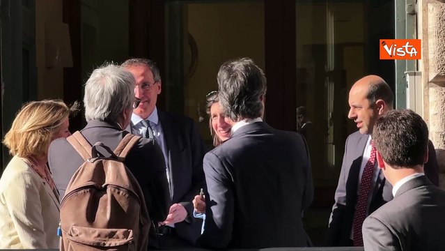 Schlein e Boccia parlano fuori dal Senato prima della conferenza Pd Difendiamo la Sanità pubblica