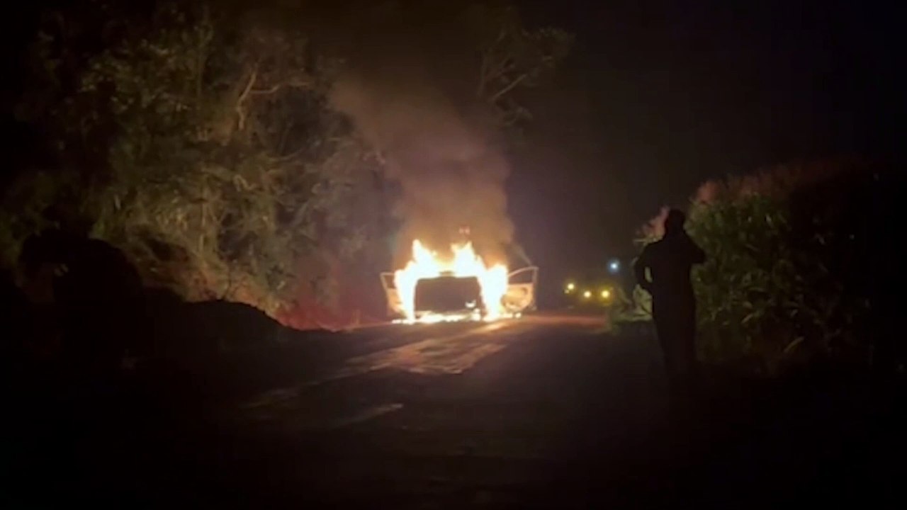 Vídeo mostra Hyundai Azera em chamas na BR-369