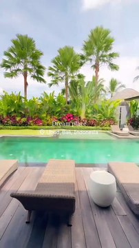 Μπόμπα – Τανιμανίδης: Θα πάθετε πλάκα με το δωμάτιο που μένουν στο Μπαλί οικογενειακώς