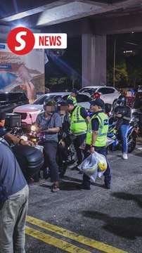 Luxury car driver stopped at JPJ roadblock for driving without a licence in KL