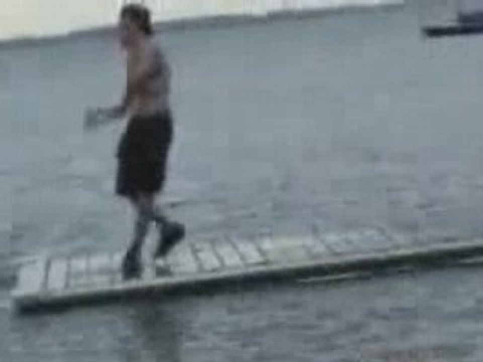 Sa fait mal son genou ds la tete http://ch0c.free.fr