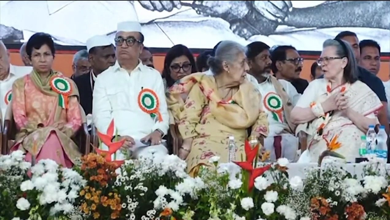 ज्ञानदेव आहूजा द्वारा मंदिर को गंगाजल से धोने का मामला, मल्लिकार्जुन खरगे ने पीएम मोदी पर साधा निशाना