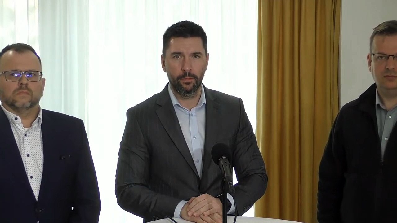 ZÁZNAM: R. Takáč: Na farme za obcou Jurová sa začne v stredu s likvidáciou dobytka