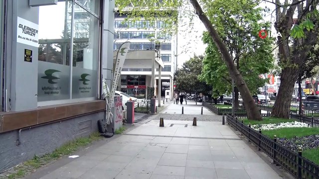 İstanbul'un Göbeğinde Gece Kulübü Önünde Silahlı Çatışma