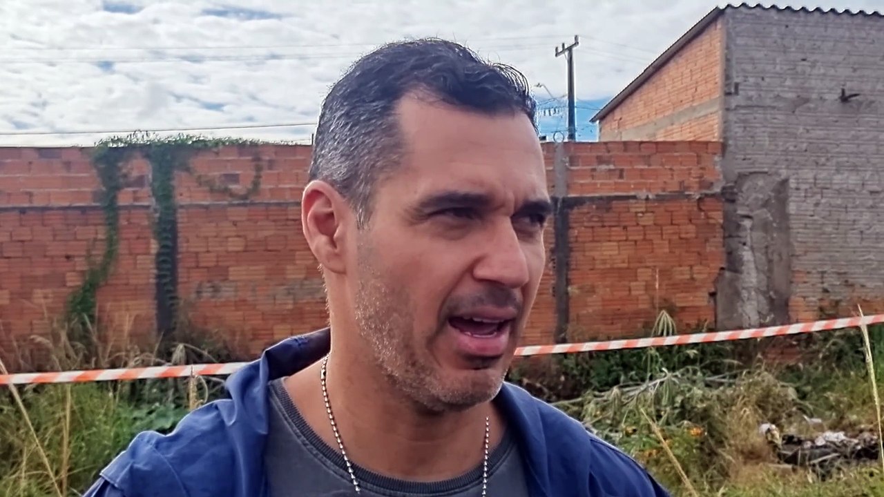 "Não sabemos se foi provocado por arma de fogo ou outro objeto", relata delegado sobre ferimentos na cabeça de Cleberson Sampaio