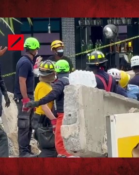 Rescatistas hallan otro cuerpo entre los escombros