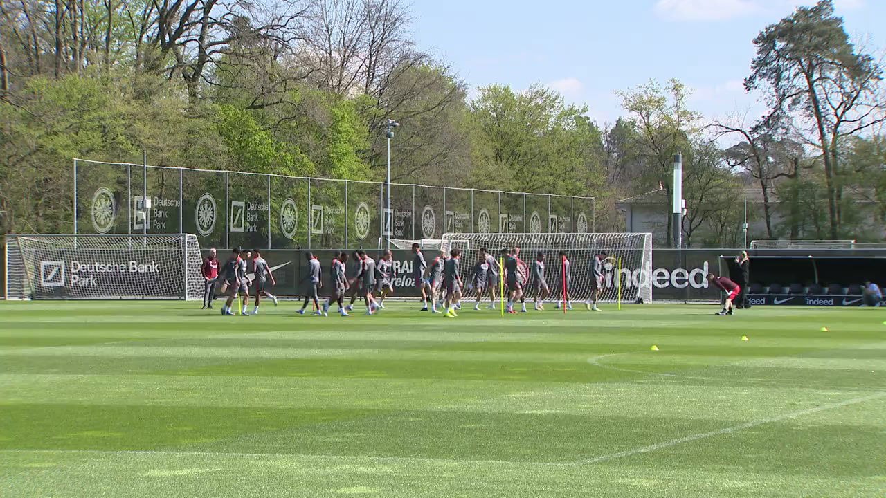 Eintracht Frankfurt train ahead of Tottenham Europa League first leg