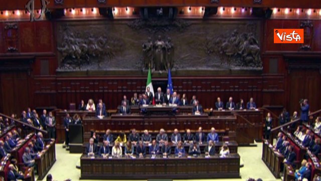 Re Carlo (in italiano) alla Camera: Spero di non rovinare la lingua di Dante