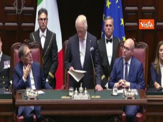 Re Carlo III: Da noi ci fu una vera a propria "Garibaldi-mania", fu creato biscotto in suo onore