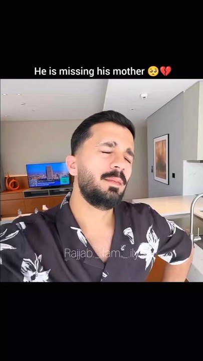 Rajab but mom Miss kar rhy