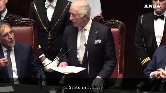 Carlo III parla italiano alla Camera: Diremo 'E tornammo riveder le stelle'