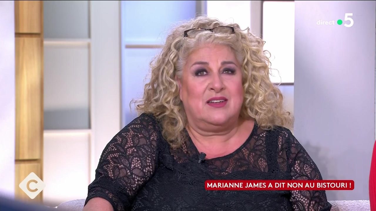 "On a pris rendez-vous" : Marianne James se souvient du jour où elle voulait voir un chirurgien esthétique (VIDÉO)