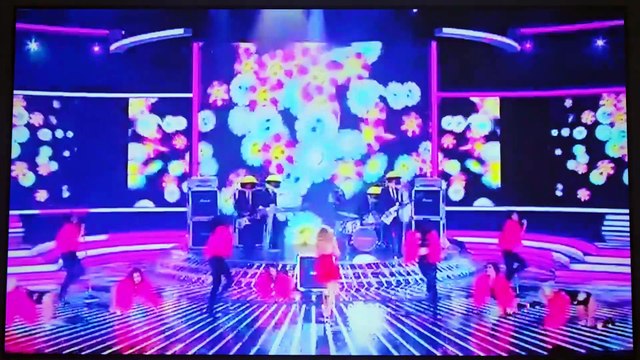 KYLIE MINOGUE - Better Than Today (The X Factor UK 2010)