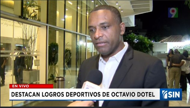 Peloteros lamenta muerte de Octavio Dotel| Emisión Estelar SIN on Alicia Ortega