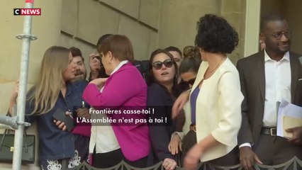 Des journalistes de Frontières exfiltrés après avoir été pris à parti à l'Assemblée nationale