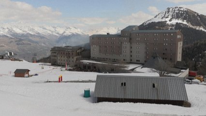Savoie: incendie dans un hôtel de La Plagne, près de 500 personnes évacuées