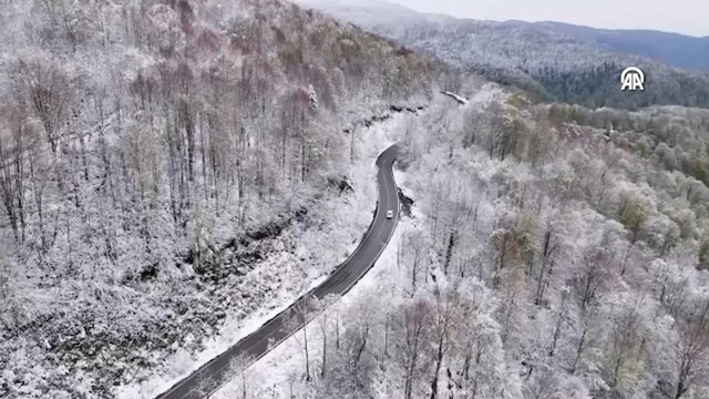 İlkbahar'da karla kaplanan Çam Dağı havadan görüntülendi