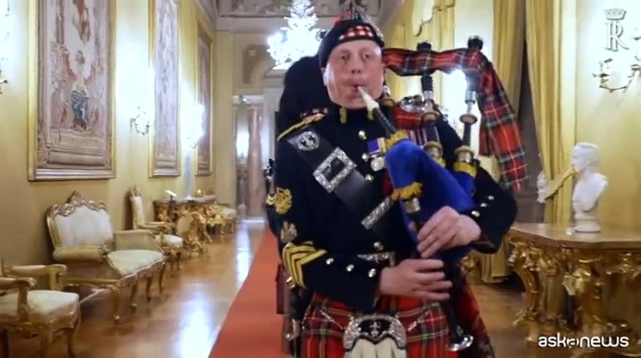 Al Quirinale l'esibizione dei Royal Pipers per Carlo e Camilla