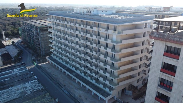 Castel Volturno (CE) - Abusivismo edilizio, sequestrato edificio a Pinetamare (10.04.25)