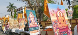 भगवान महावीर के जन्मोत्सव पर भव्य शोभायात्रा