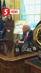 Trump signs orders including deregulating water that had media in stitches