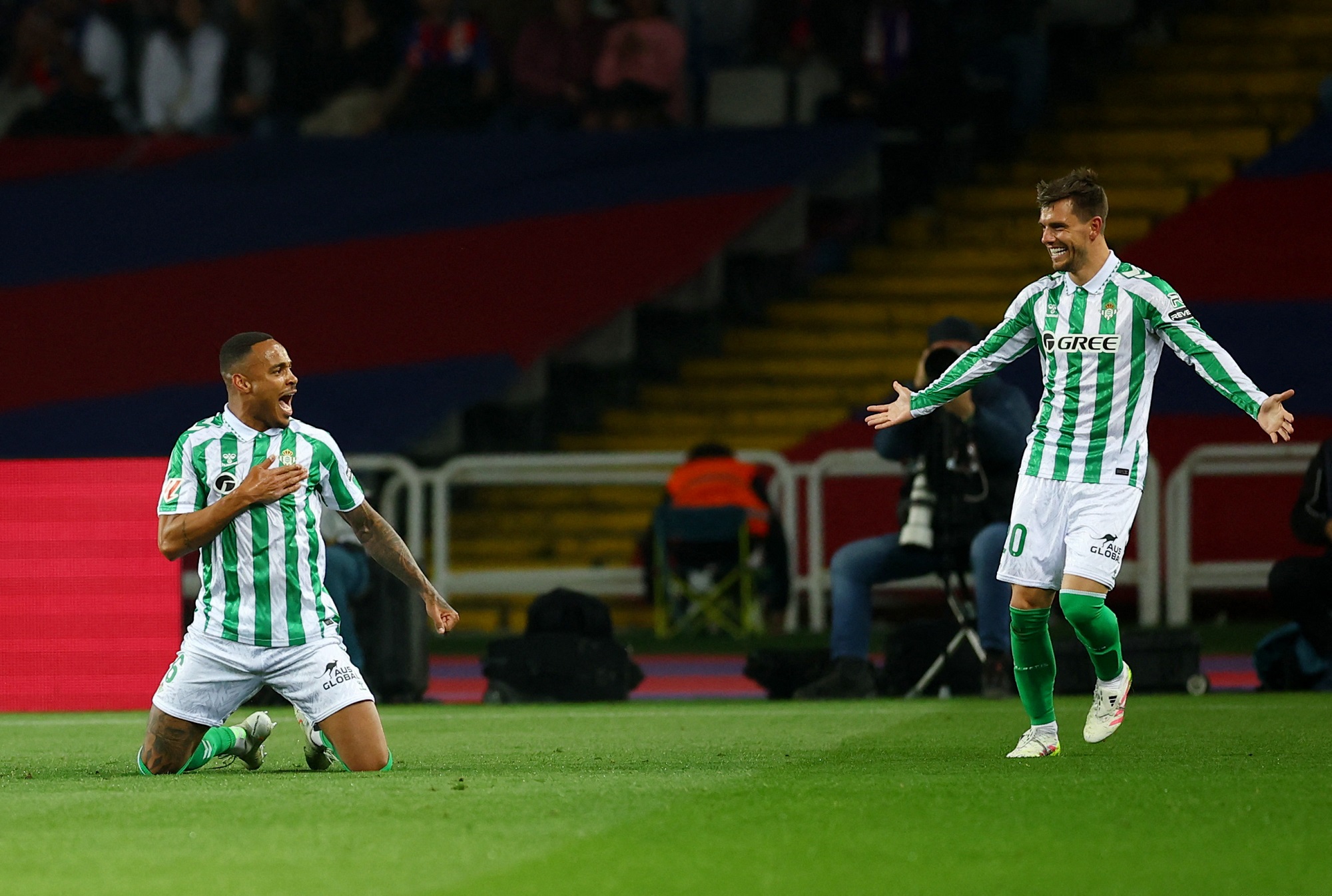 AR 09 BETIS OOV